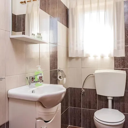 Casa de Férias Pula Ii