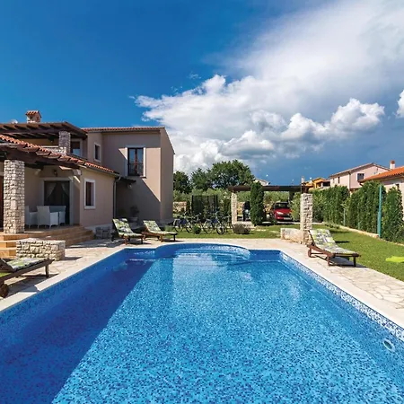 Holiday home Holiday Home Pula Valtura II Pula