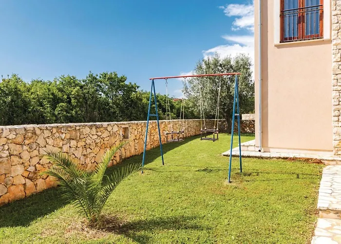 Holiday Home Pula Valtura II Holiday home