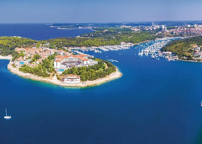 Holiday home Holiday Home Pula Valtura II *