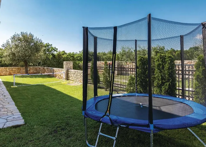 Holiday Home Pula Valtura II Holiday home