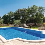Valtura Ii