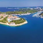 Casa de Férias Valtura Ii *